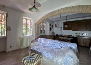 Cucina - Rustico via Pozzolo, Montegrosso d'Asti - foto 48