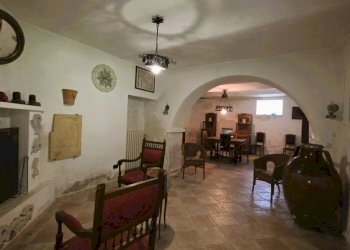 Cantina - Rustic via Pozzolo, Montegrosso d'Asti - photo 15