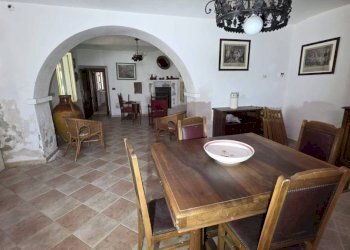 Salone - Rustic via Pozzolo, Montegrosso d'Asti - photo 48