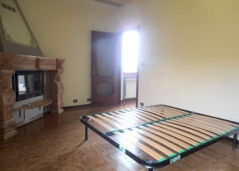 Camera da letto - Three-room apartment Almese - photo 14