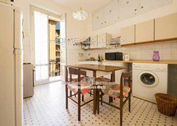 Cucina - Quadrilocale via Oberto Cancelliere, Genova (zona Castelletto) - foto 8
