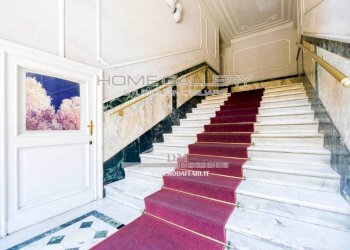 Interno palazzo - Quadrilocale via Oberto Cancelliere, Genova (zona Castelletto) - foto 20