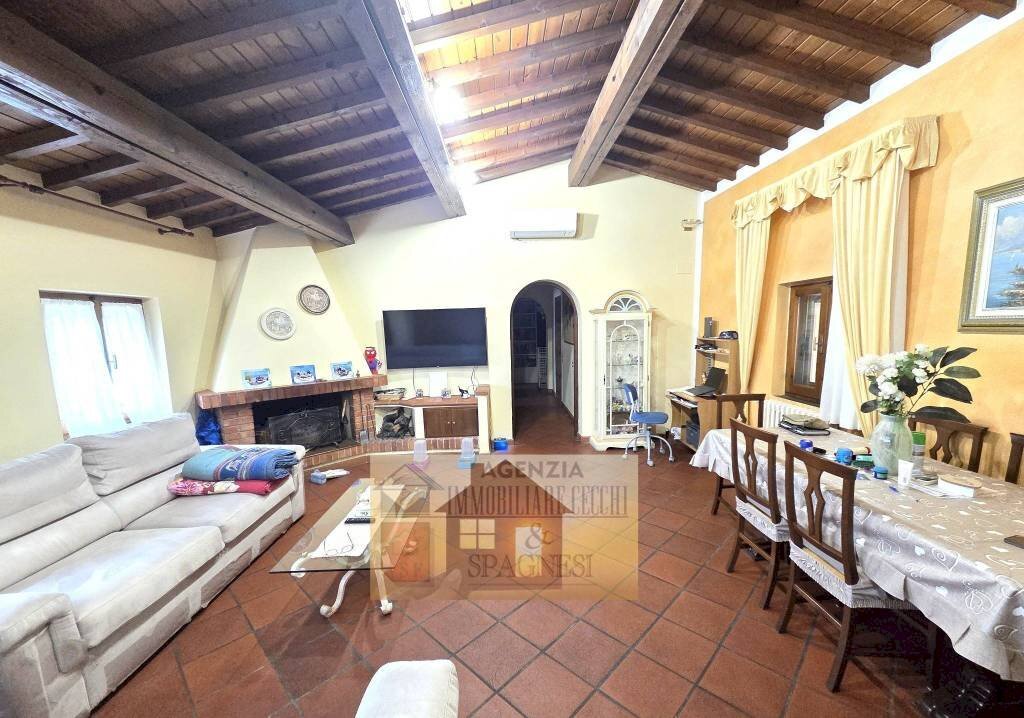 Salone - Appartamento via dell'Albero, Campi Bisenzio - foto 2