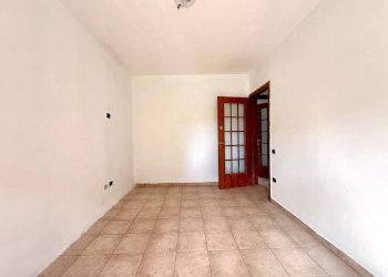 Camera da letto - Three-room apartment via Bardonecchia, 12/7, Carmagnola - photo 19
