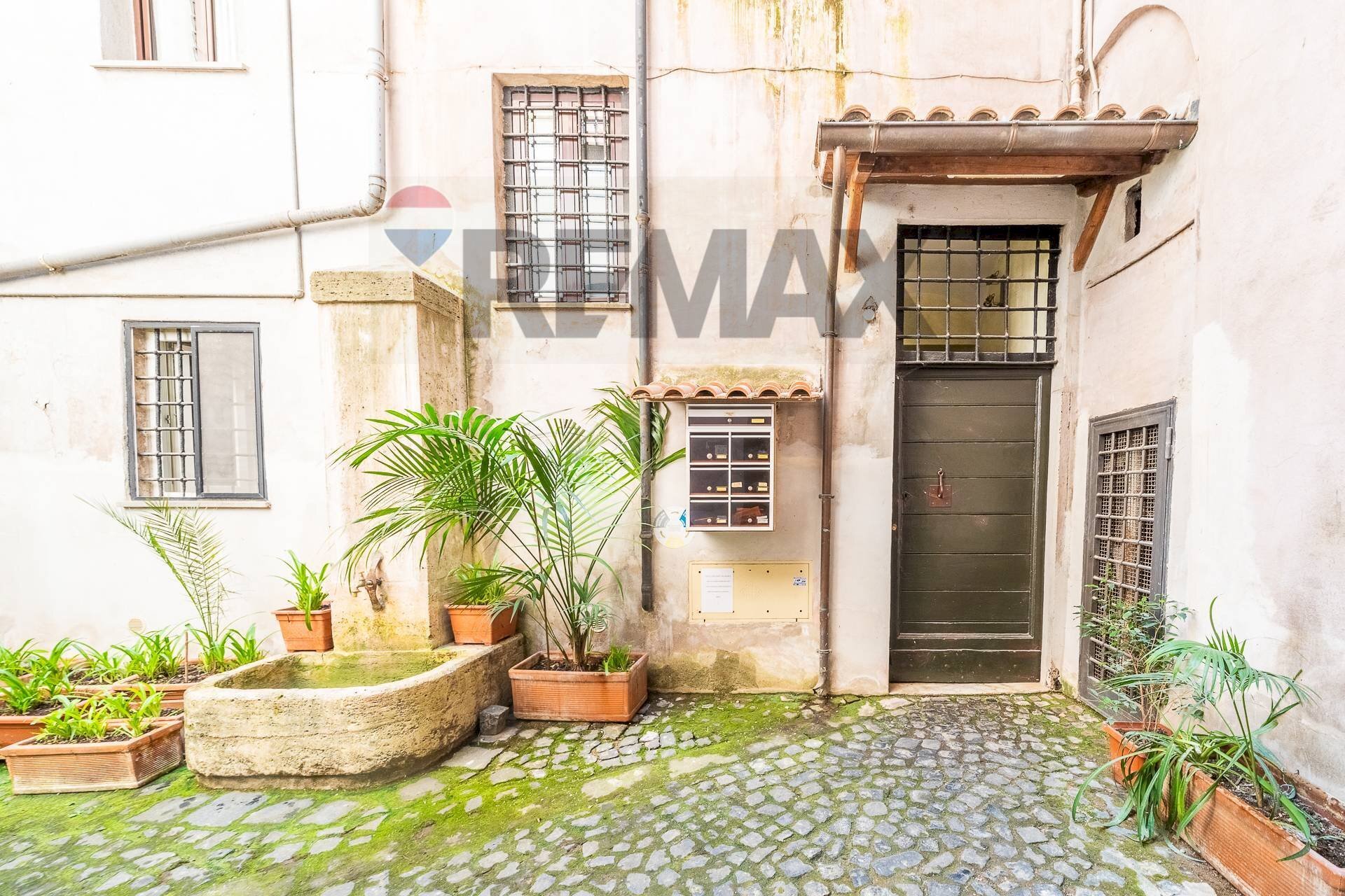 Casa all\'aperto - Monolocale Via In Publicolis
43, Roma - foto 3