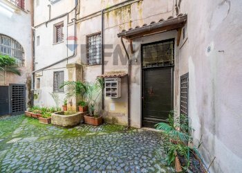 Casa all\'aperto - Monolocale Via In Publicolis
43, Roma - foto 2