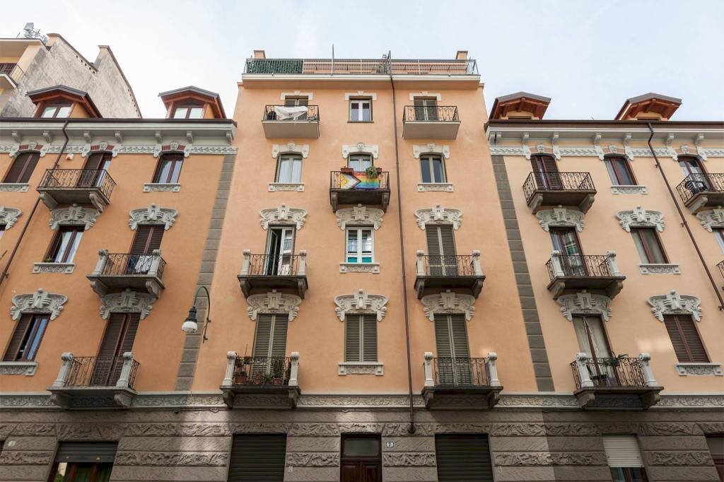 Facciata - Bilocale via Vigone, 7, Torino (zona Cenisia) - foto 2