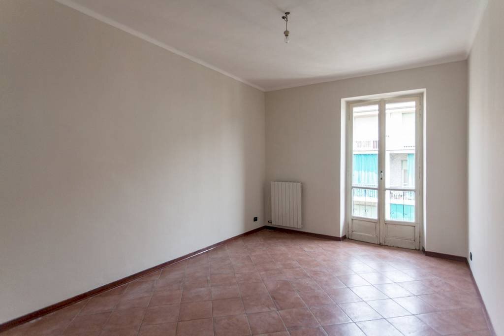 Camera da letto - Bilocale via Vigone, 7, Torino (zona Cenisia) - foto 3