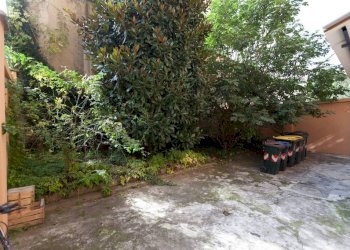 Cortile interno - Two-room apartment via Vigone, 7, Torino (neighborhood Cenisia) - photo 22