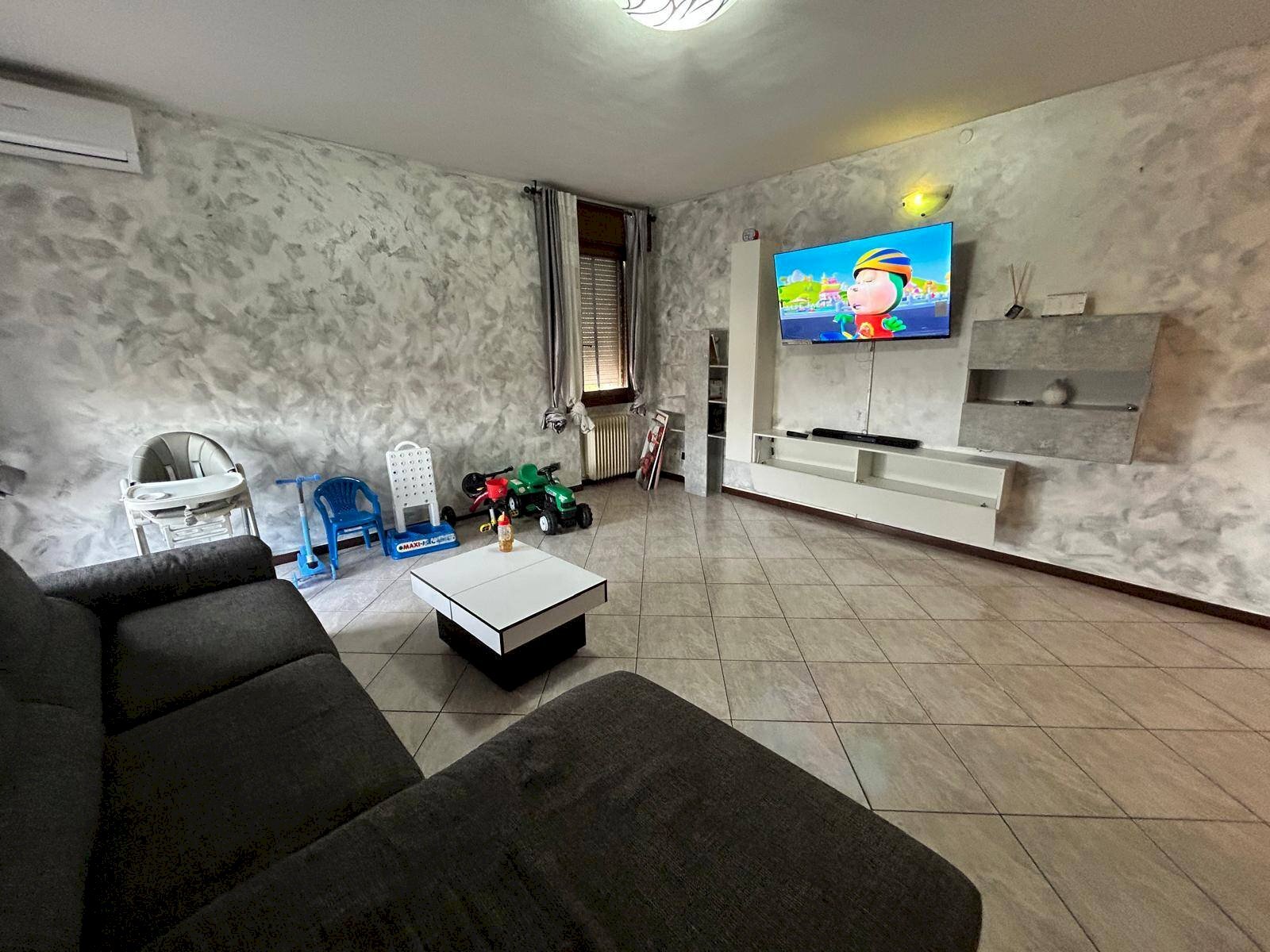 Foto 1 - Appartamento viale porta po
 
64b, Rovigo - foto 1