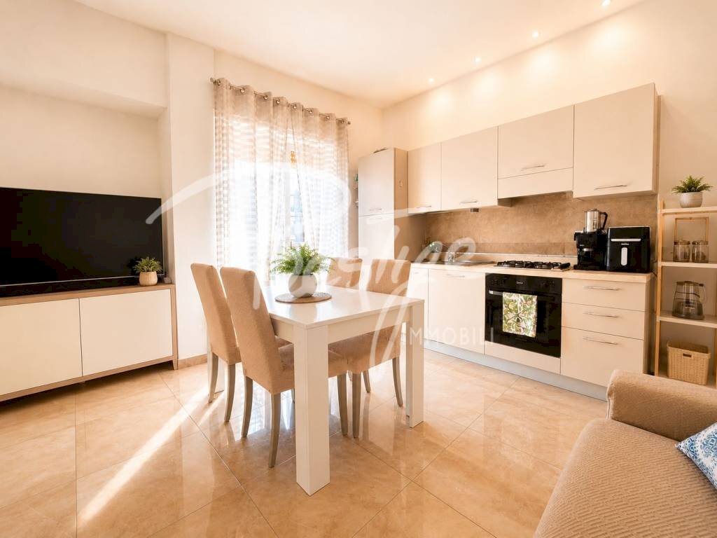 Cucina - Appartamento piazza Dante Alighieri, La Spezia - foto 3