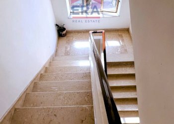 Vista scala - Four-room apartment via Ugo Foscolo, Trapani - photo 13