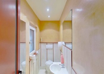 Bagno - Ufficio via Carlo Alberto, 36, Pinerolo - foto 15