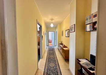 Corridoio - Apartment via Pier Giorgio Frassati, 21, Pollone - photo 14