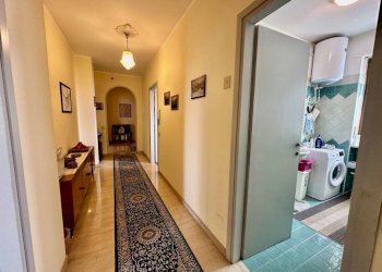 Corridoio - Apartment via Pier Giorgio Frassati, 21, Pollone - photo 33
