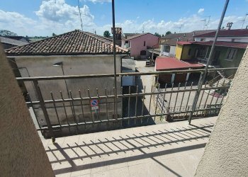 balcone - Casa indipendente via Gradella, Pandino - foto 24