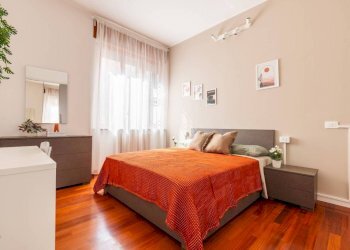 Camera da letto - Quadrilocale via Portoferraio, 4, Milano - foto 23