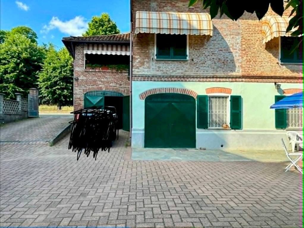 Facciata - Villa via Roma, Castelnuovo Belbo - photo 3
