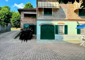 Facciata - Villa via Roma, Castelnuovo Belbo - photo 3