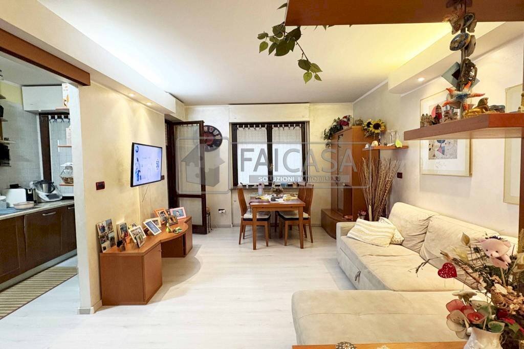 Salone - Three-room apartment via Bruno Buozzi, 33, Grugliasco - photo 3