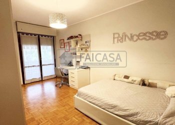 Camera da letto - Appartamento via Bruno Buozzi, 33, Grugliasco - foto 13