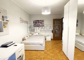 Camera da letto - Appartamento via Bruno Buozzi, 33, Grugliasco - foto 14