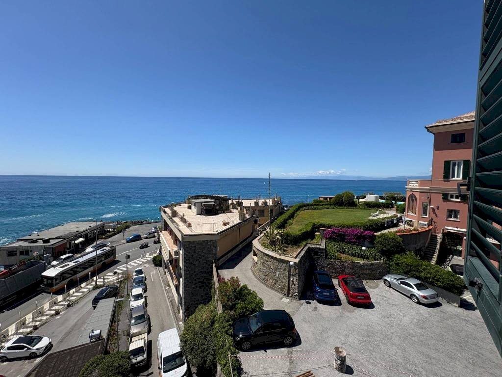Vista - Apartment via Silvano Stacchetti, Genova (neighborhood Quarto) - photo 2