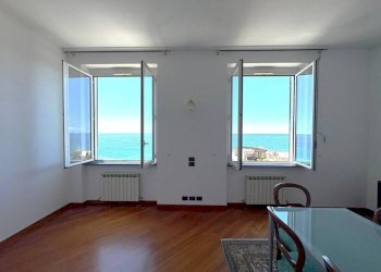 Salone - Appartamento via Silvano Stacchetti, Genova (zona Quarto) - foto 5