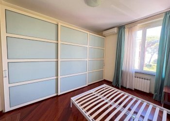 Camera da letto - Appartamento via Silvano Stacchetti, Genova (zona Quarto) - foto 17
