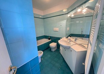 Bagno - Appartamento via Silvano Stacchetti, Genova (zona Quarto) - foto 23