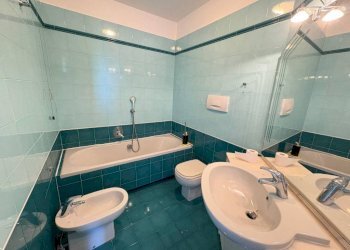 Bagno - Appartamento via Silvano Stacchetti, Genova (zona Quarto) - foto 24