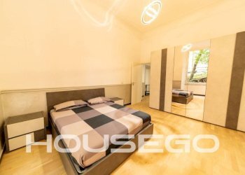 Camera da letto - Two-room apartment via San Giacomo e Filippo, 31, Genova (neighborhood Centro) - photo 1