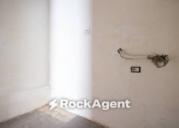 Stanza non arredata - Negozio via Mario Greco, 58, Catanzaro - foto 17