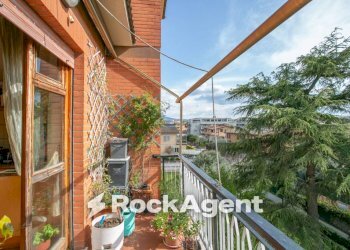 Balcone - Apartment via Roccabernarda, Roma - photo 37