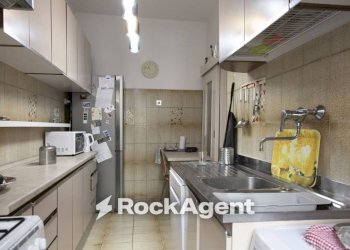 Cucina - Four-room apartment via Gerolamo Cardano, 52, Roma - photo 19
