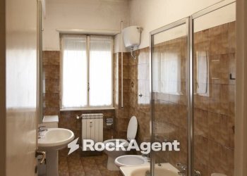 Bagno - Four-room apartment via Gerolamo Cardano, 52, Roma - photo 20