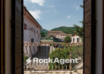 Balcone - Casa indipendente via Vallegia, 4, Galzignano Terme - foto 2