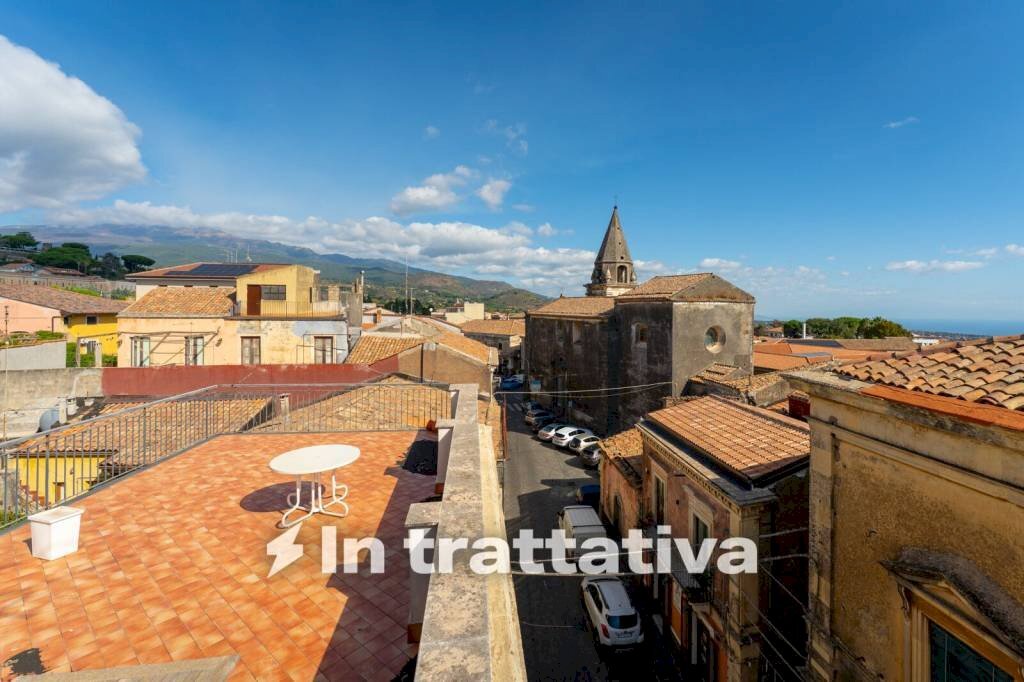 Vista - Quadrilocale corso Vittorio Emanuele, 151, Trecastagni - foto 1