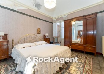 Camera da letto - Four-room apartment corso Vittorio Emanuele, 151, Trecastagni - photo 14