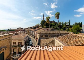 Vista - Four-room apartment corso Vittorio Emanuele, 151, Trecastagni - photo 30