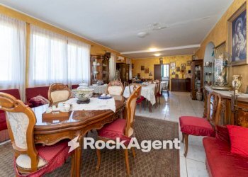 Salone - Villa via Vampolieri, 31, Aci Catena - photo 24