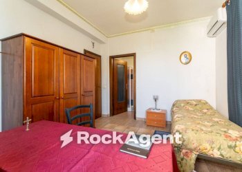 Camera da letto - Villa via Vampolieri, 31, Aci Catena - photo 18