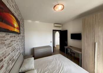 Camera da letto - Bilocale largo del Porto di Roma, Roma (zona Lido di Ostia) - foto 15