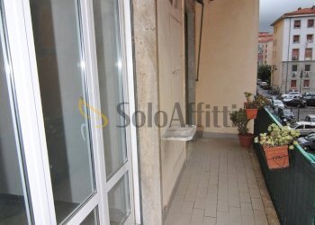 BALCONE TRA CAMERA E SOGGIORNO - Appartamento Via Grande 249, Livorno - foto 13