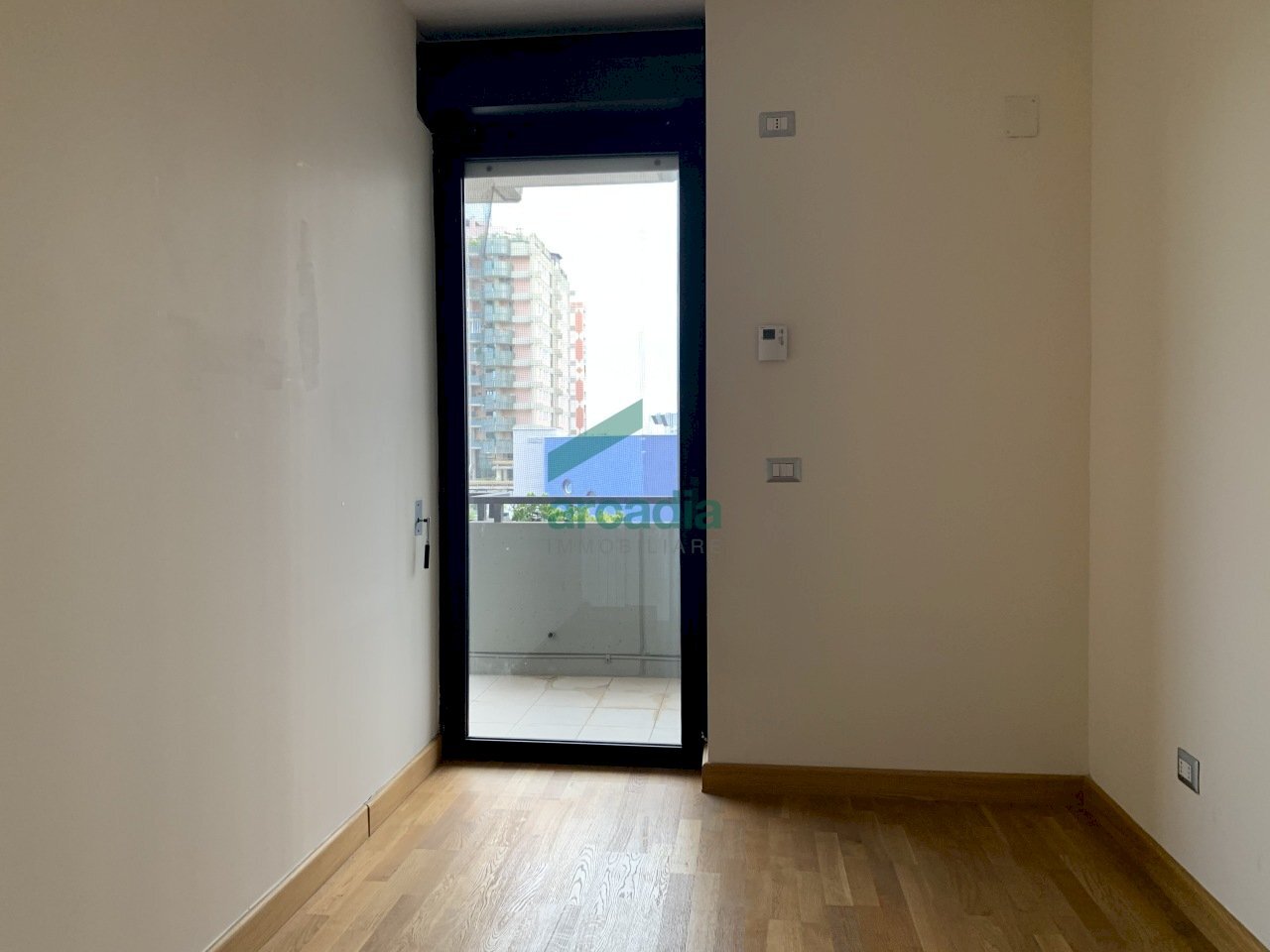 vano2 - Ufficio Viale San Josemaría Escrivá 28, Bari (zona Poggiofranco) - foto 3
