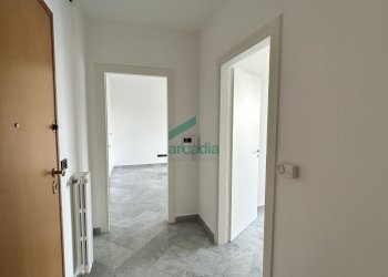 dettagli - Ufficio Viale San Josemaría Escrivá 28, Bari (zona Poggiofranco) - foto 17