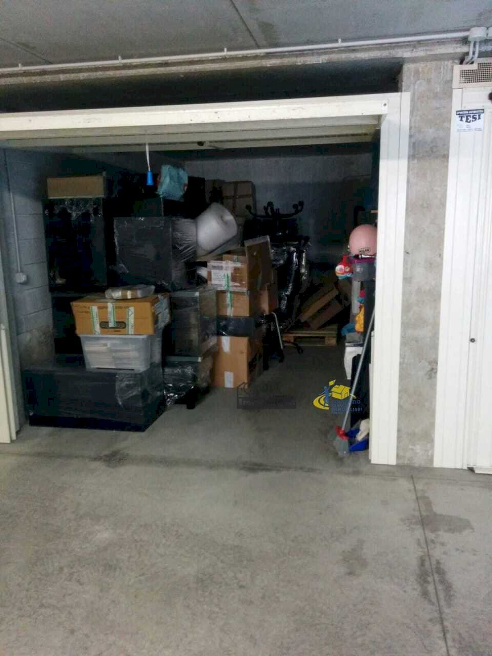 GARAGE - Bilocale Strada Casa Bianca 42, Parma (zona San Lazzaro) - foto 1