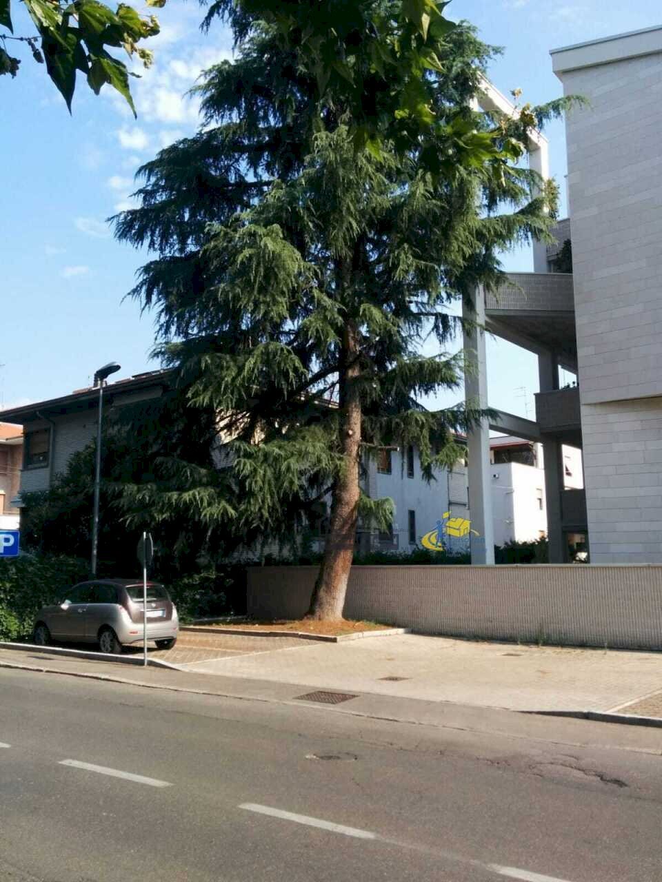 ESTERNO - Bilocale Strada Casa Bianca 42, Parma (zona San Lazzaro) - foto 3