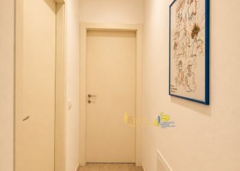 disimpegno zona notte - Appartamento Via Nicola Bettoli 3, Parma - foto 8