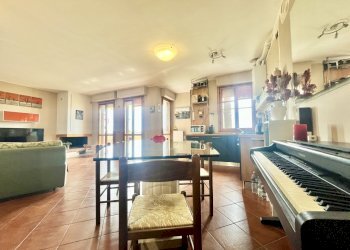 Zona living - Attico Via Giovanni da Verrazzano 64, Pontedera - foto 5